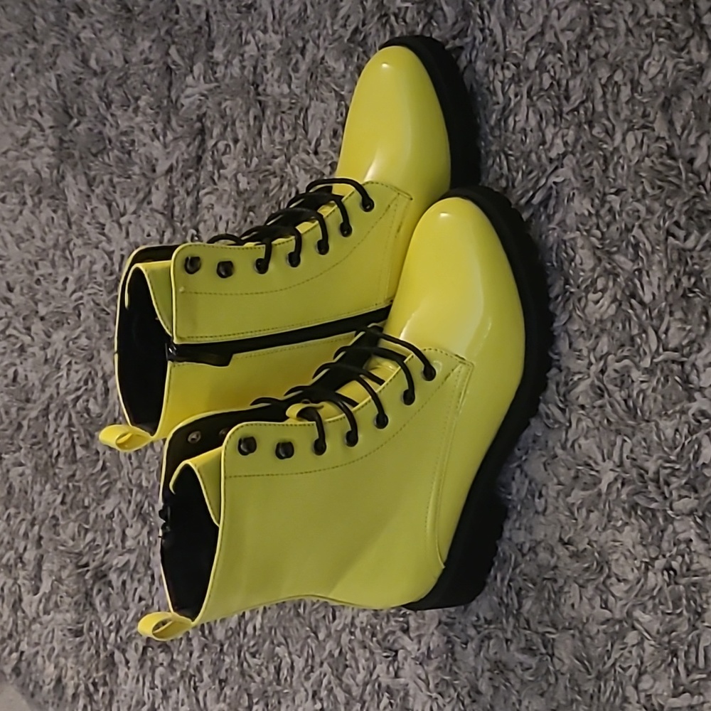 NWOT Nature Breeze Neon Yellow Combat Boots